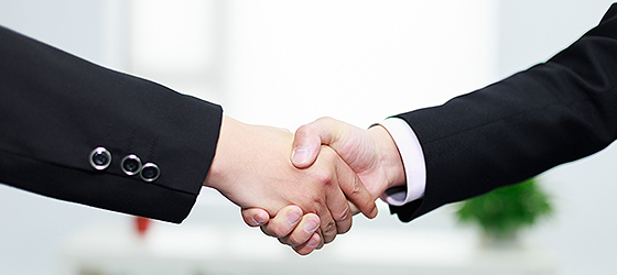 我們擁有器件代理和技術(shù)開(kāi)發(fā)的雙重優(yōu)勢(shì)，既可以為客戶(hù)解決器件的成本問(wèn)題，又能為客戶(hù)提供成熟的BMS技術(shù)方案。為客戶(hù)提供更加全面，高效的服務(wù)體驗(yàn)。